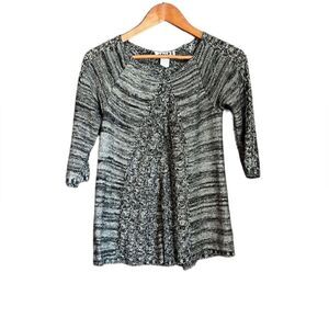 ‎3 for $30! 212 New York sweater.